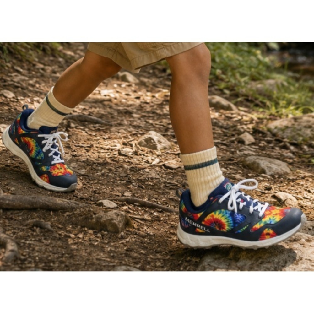 Merrell Youth Altalight Low Tie-Dye Sneakers Kids Sz 2 Rainbow Athletic Trainer
